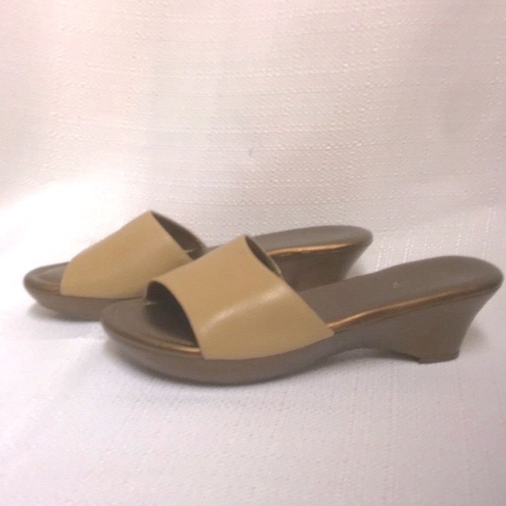 Talbots Ophelia 5 Slide On Sandals in Bamboo Pebbled Leather